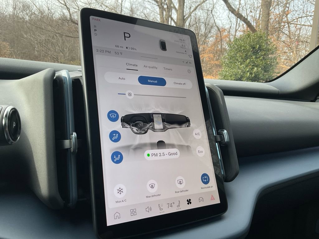 New 2026 Volvo EX30 Plus w/ Protection Package Premier image 22