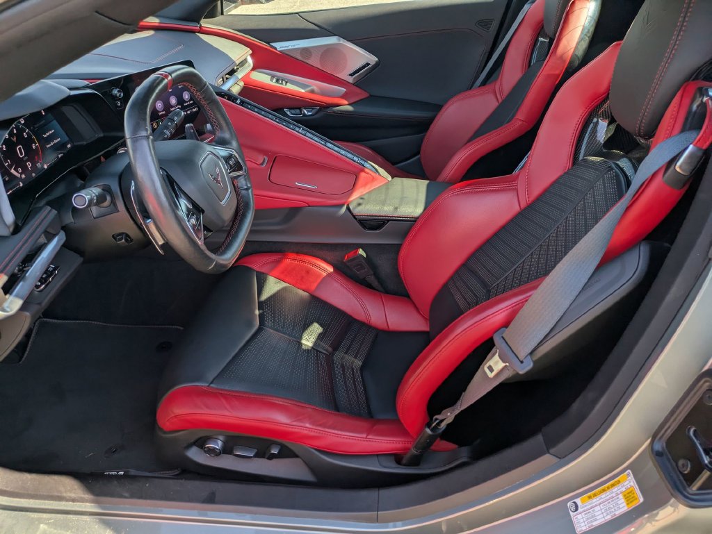 Used 2023 Chevrolet Corvette Stingray Preferred Conv w/ Z51 Performance Package RWD image 14