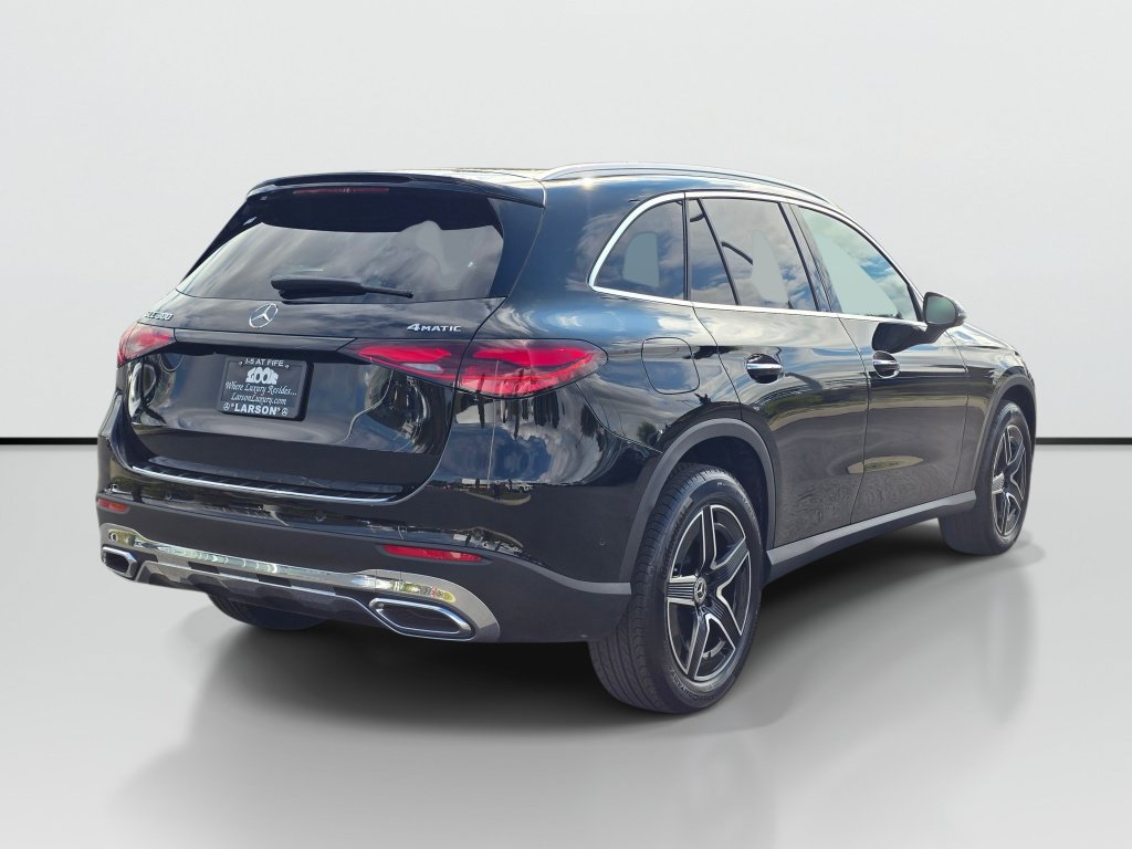 Used 2026 Mercedes-Benz GLC 300 4MATIC image 5