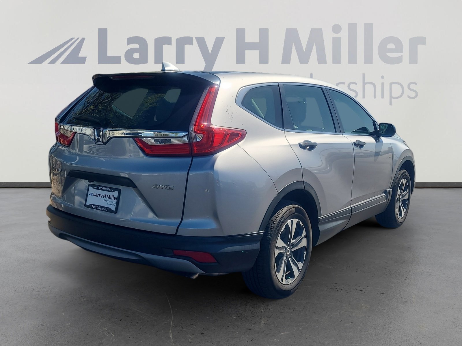 Used 2018 Honda CR-V LX image 5