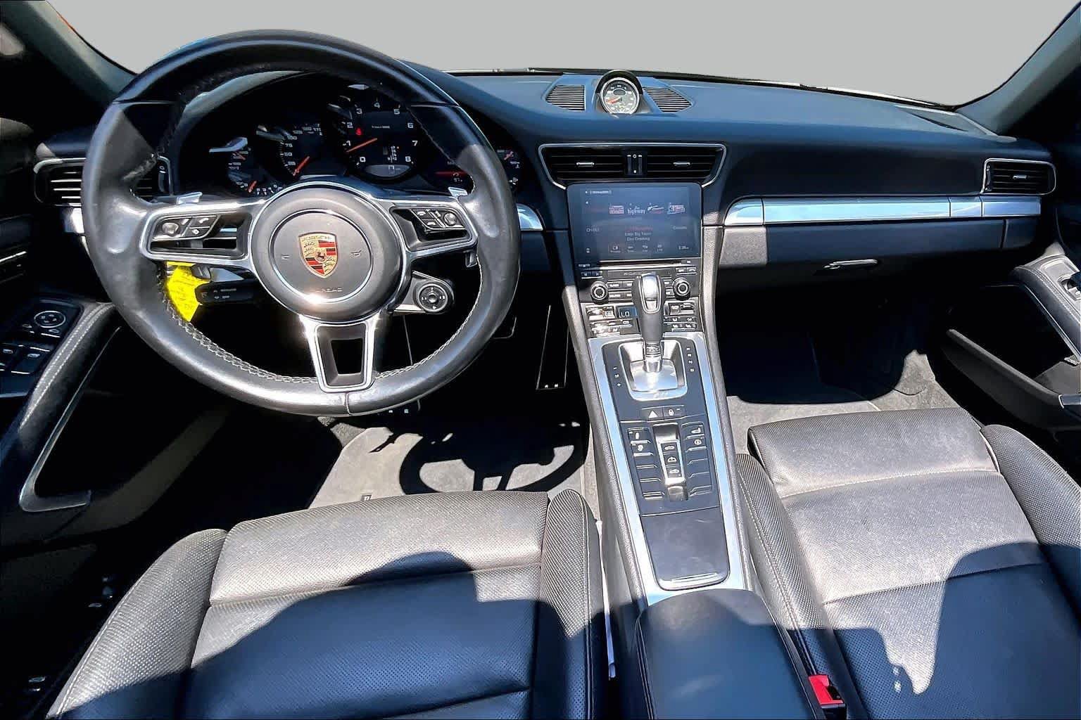 Used 2017 Porsche 911 Carrera RWD image 14