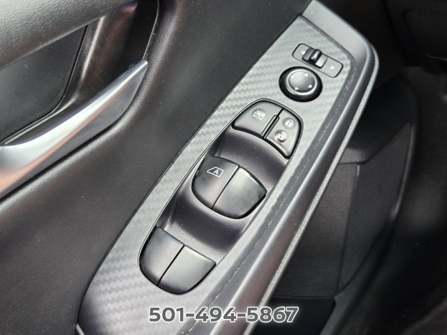 Used 2024 Nissan Sentra SV FWD image 23