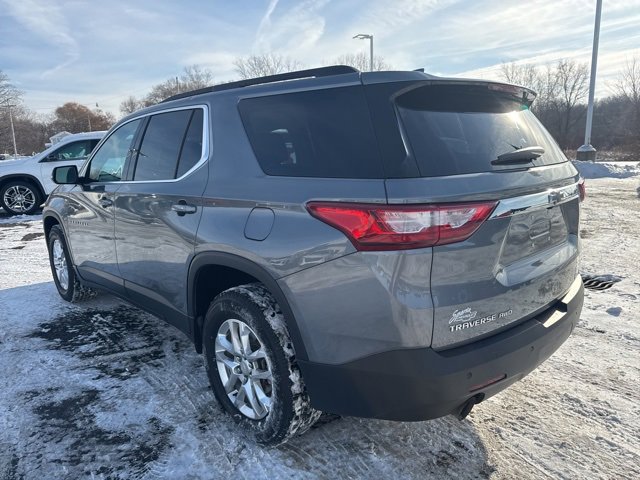 Used 2020 Chevrolet Traverse LT w/ Driver Confidence II Package image 5