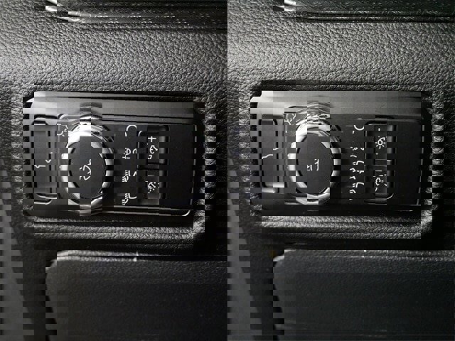 Certified 2023 Ford Explorer ST w/ Technology Package image 20