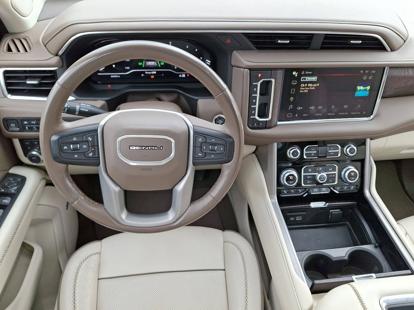 Used 2023 GMC Yukon Denali AWD/4WD image 21