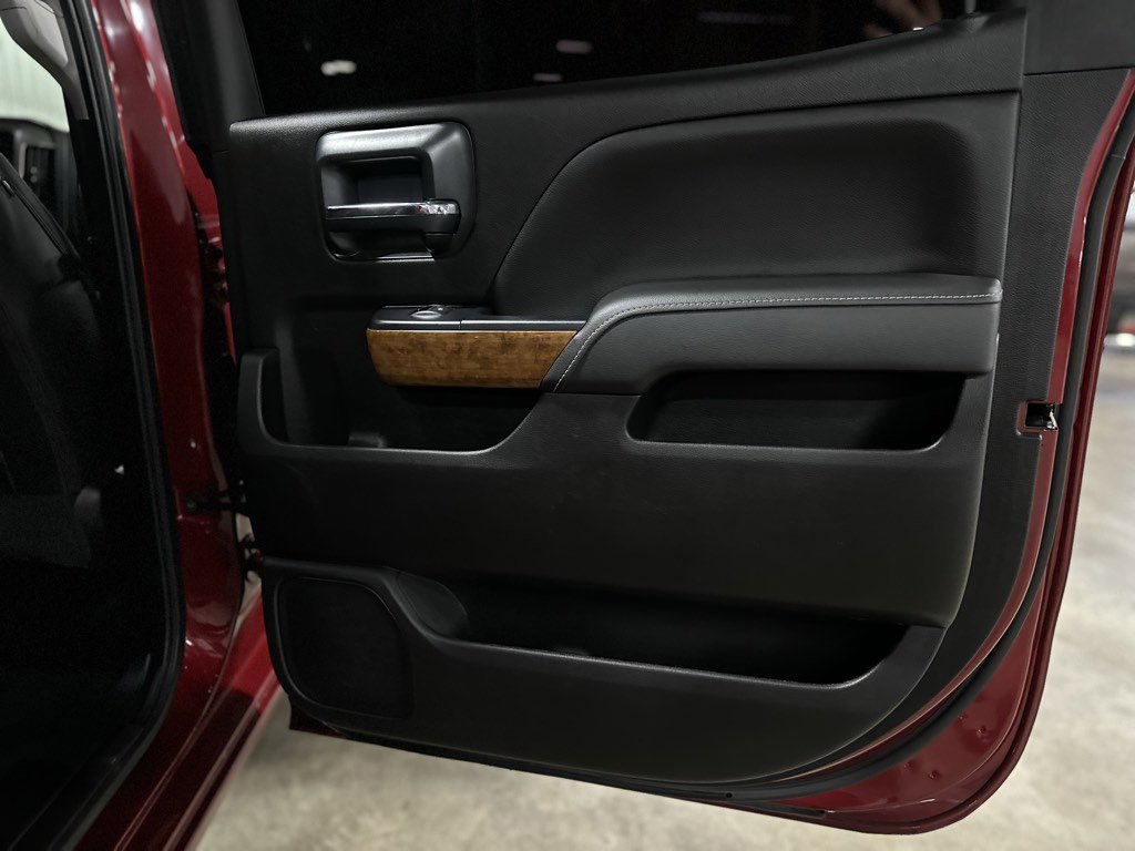 Used 2018 Chevrolet Silverado 2500 High Country w/ Duramax Plus Package image 18