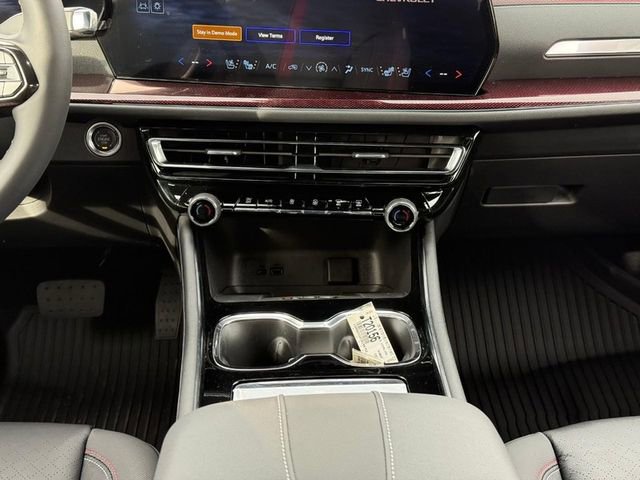 New 2026 Chevrolet Traverse RS w/ LPO, Floor Liner Package image 12