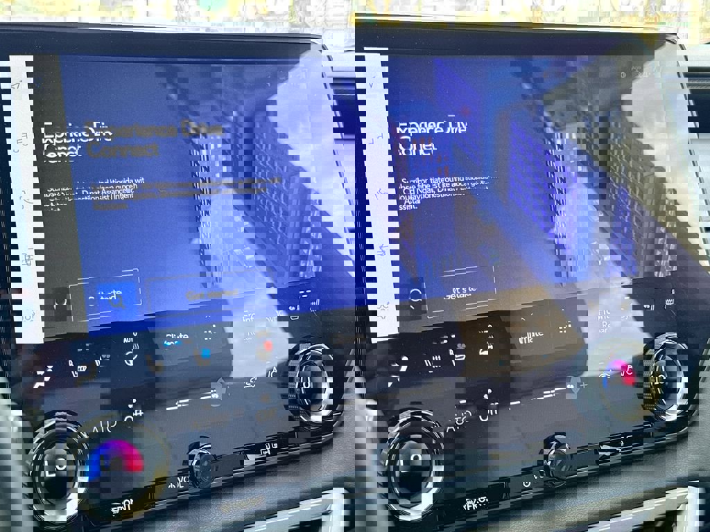 Used 2023 Lexus RX 350 Premium Plus w/ Cold Area Package image 28