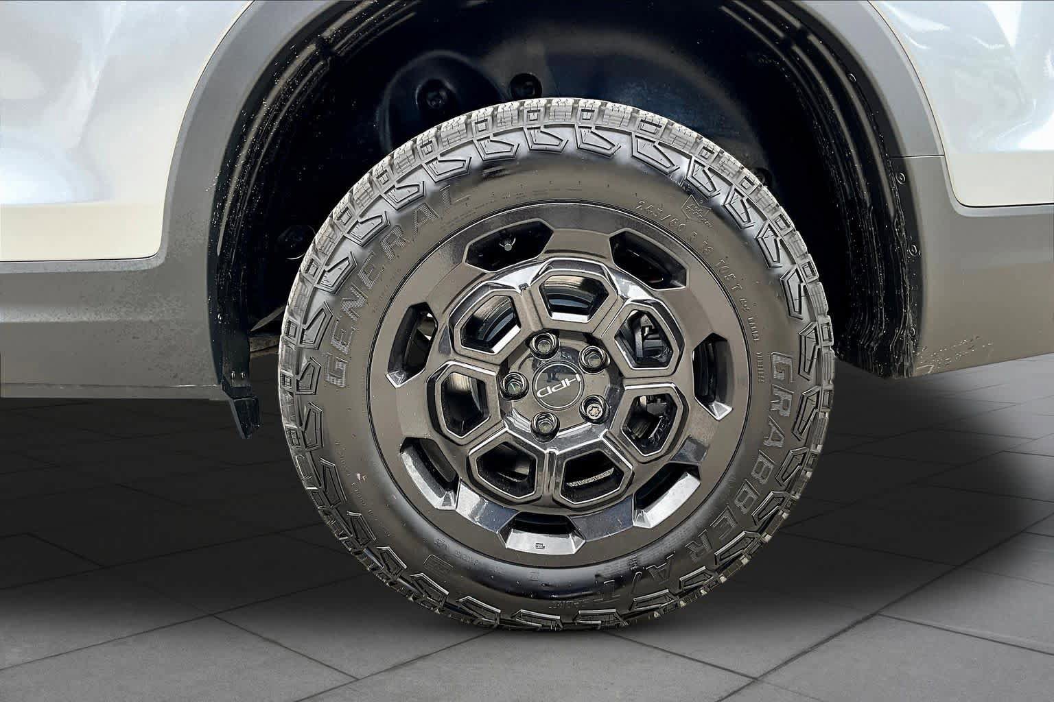 Used 2026 Honda Ridgeline TrailSport image 11