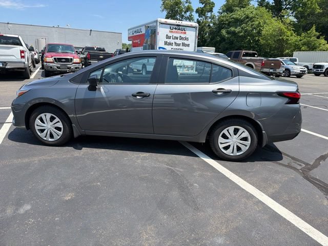 Used 2024 Nissan Versa S FWD image 4