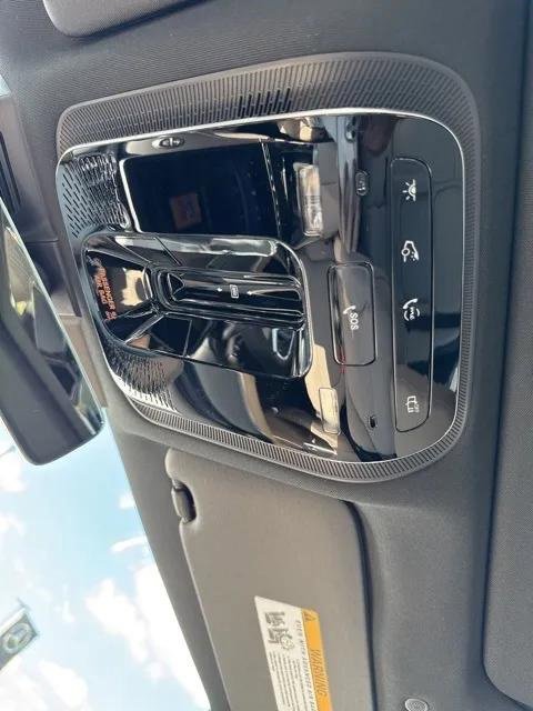 New 2025 Mercedes-Benz C 300 4MATIC Sedan image 18