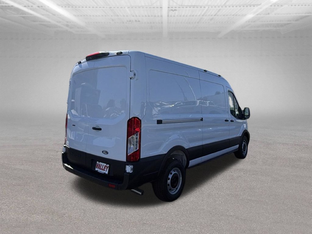 New 2027 Ford Transit 250 148 Medium Roof w/ Load Area Protection Package RWD image 9