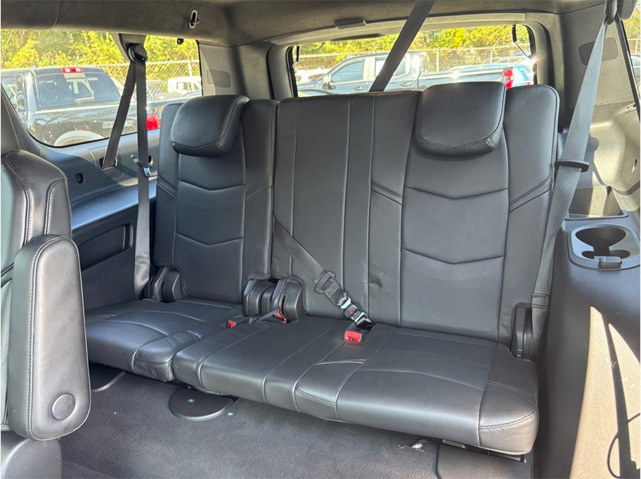 Used 2019 Cadillac Escalade ESV Platinum image 47