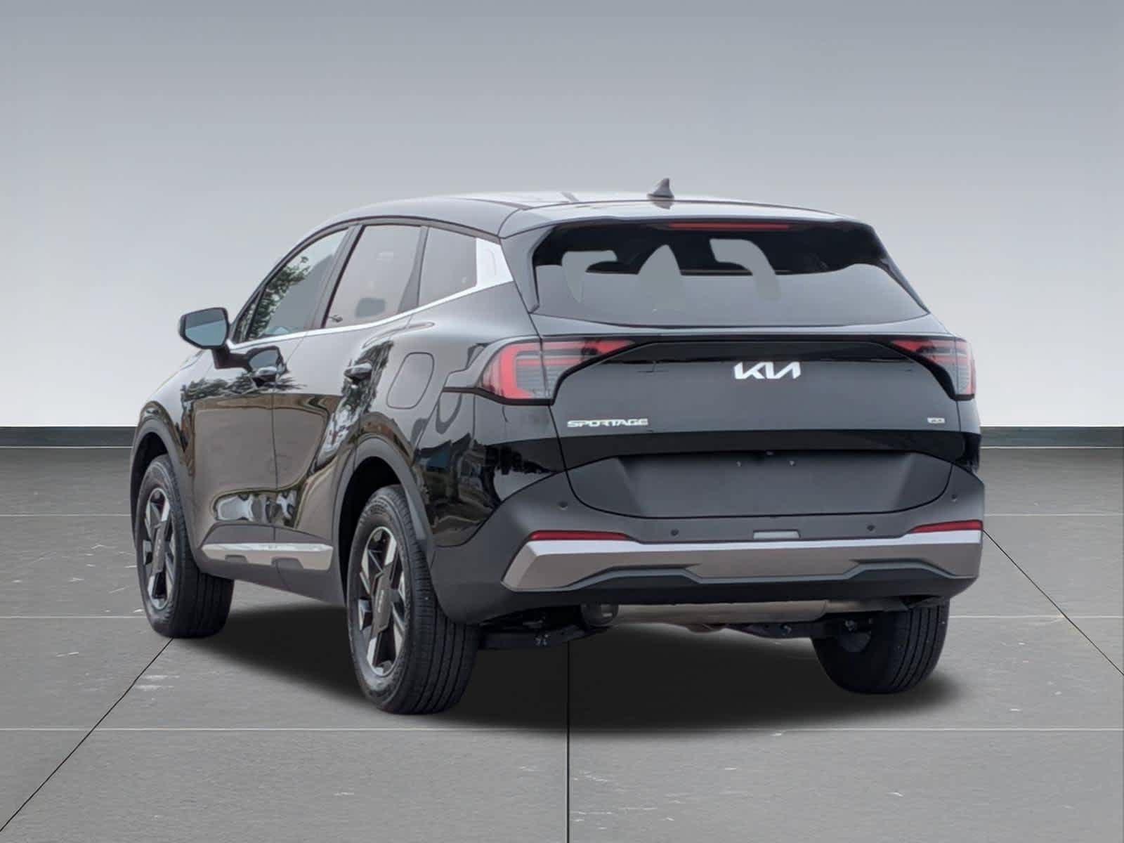 Used 2026 Kia Sportage LX AWD/4WD image 4