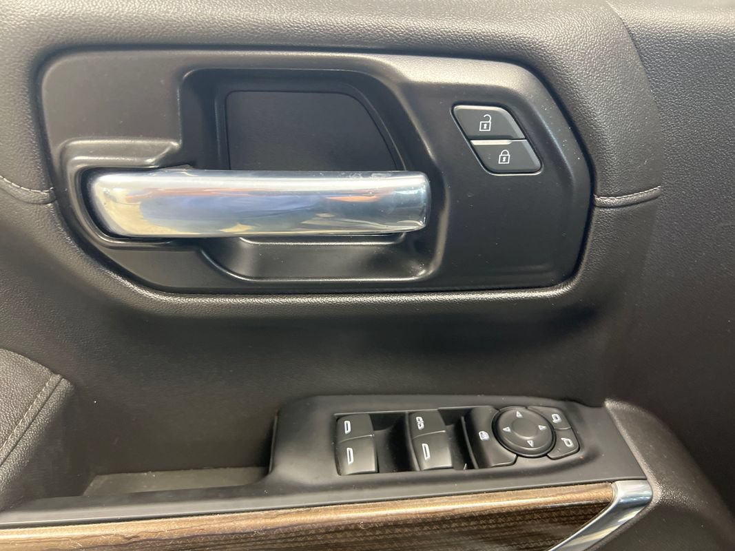 Used 2022 Chevrolet Silverado 1500 RST AWD/4WD image 16