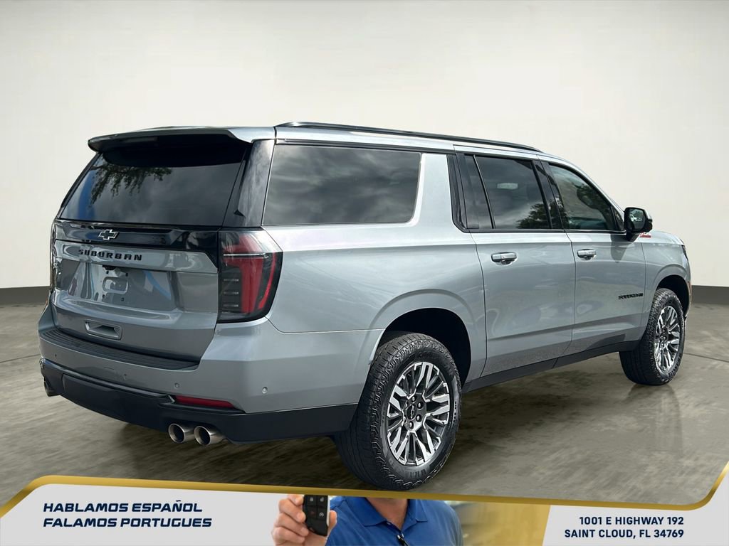 Used 2025 Chevrolet Suburban Z71 image 6