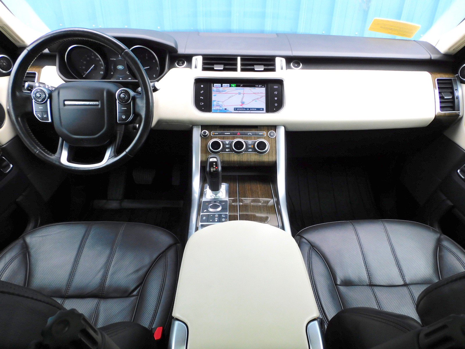 Used 2016 Land Rover Range Rover Sport HSE image 9