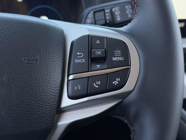 New 2026 Ford Explorer Active RWD image 42