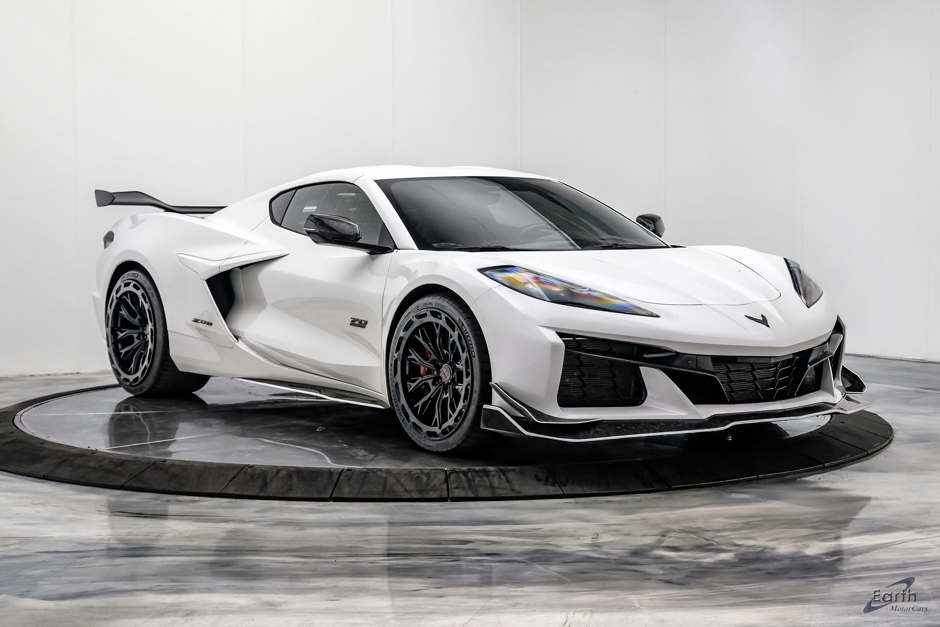 Used 2023 Chevrolet Corvette Z06 w/ Z07 Performance Package image 28