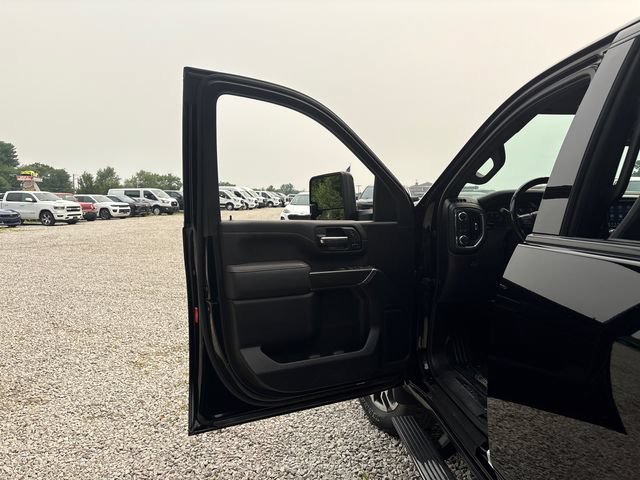 Certified 2023 GMC Sierra 2500 AT4 w/ Gooseneck/5TH Wheel Package AWD/4WD image 22