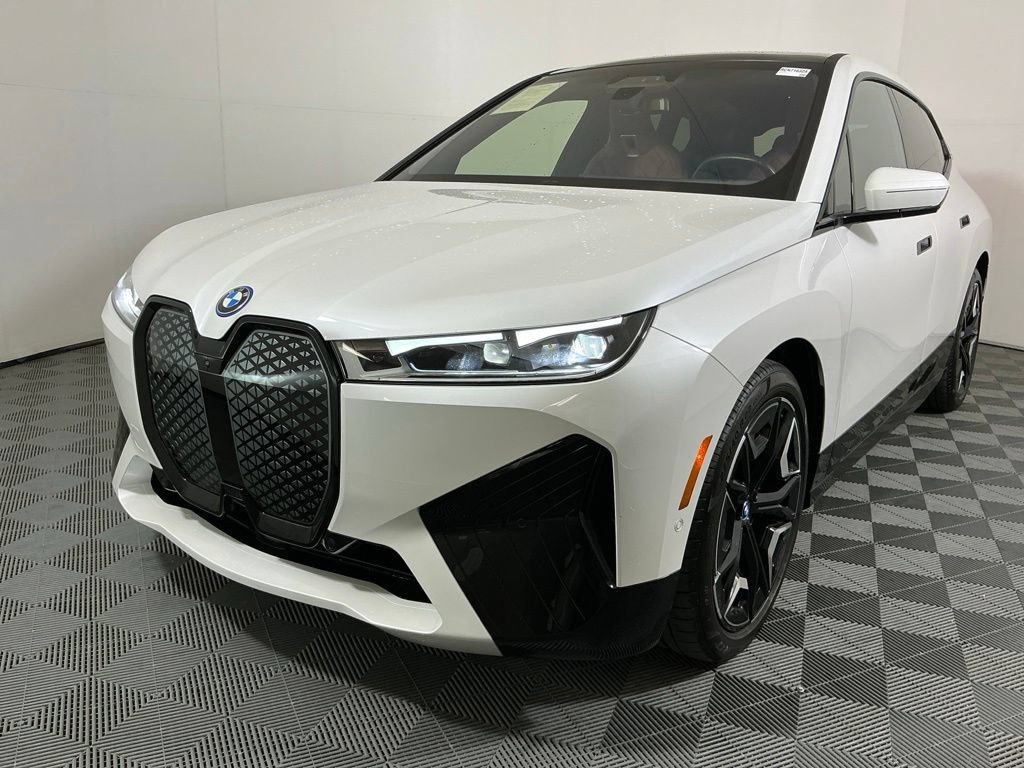 Used 2024 BMW iX M60 AWD/4WD image 2