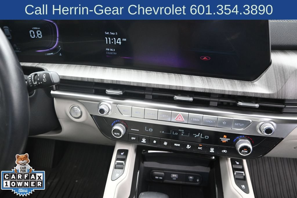 Used 2024 Kia Telluride EX w/ EX Captain's Chair Package FWD image 28