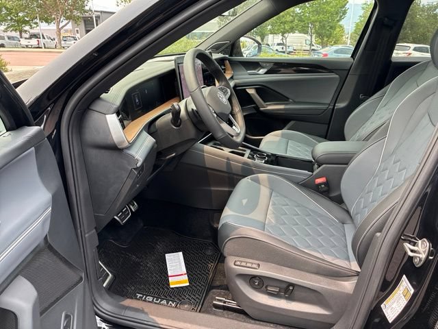 New 2026 Volkswagen Tiguan SEL R-Line AWD/4WD image 7