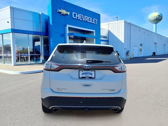 Used 2018 Ford Edge Titanium w/ Equipment Group 301A AWD/4WD image 4