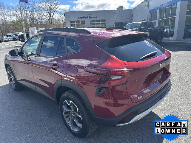 Certified 2024 Chevrolet Trax LT w/ Driver Confidence Package FWD image 7