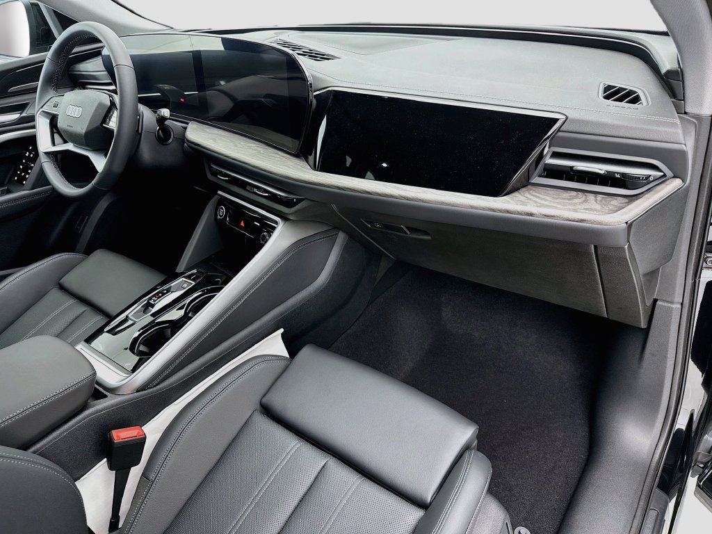 New 2026 Audi Q5 Premium Plus AWD/4WD image 16