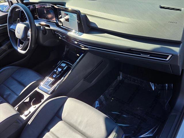 Used 2024 Volkswagen Golf R image 20