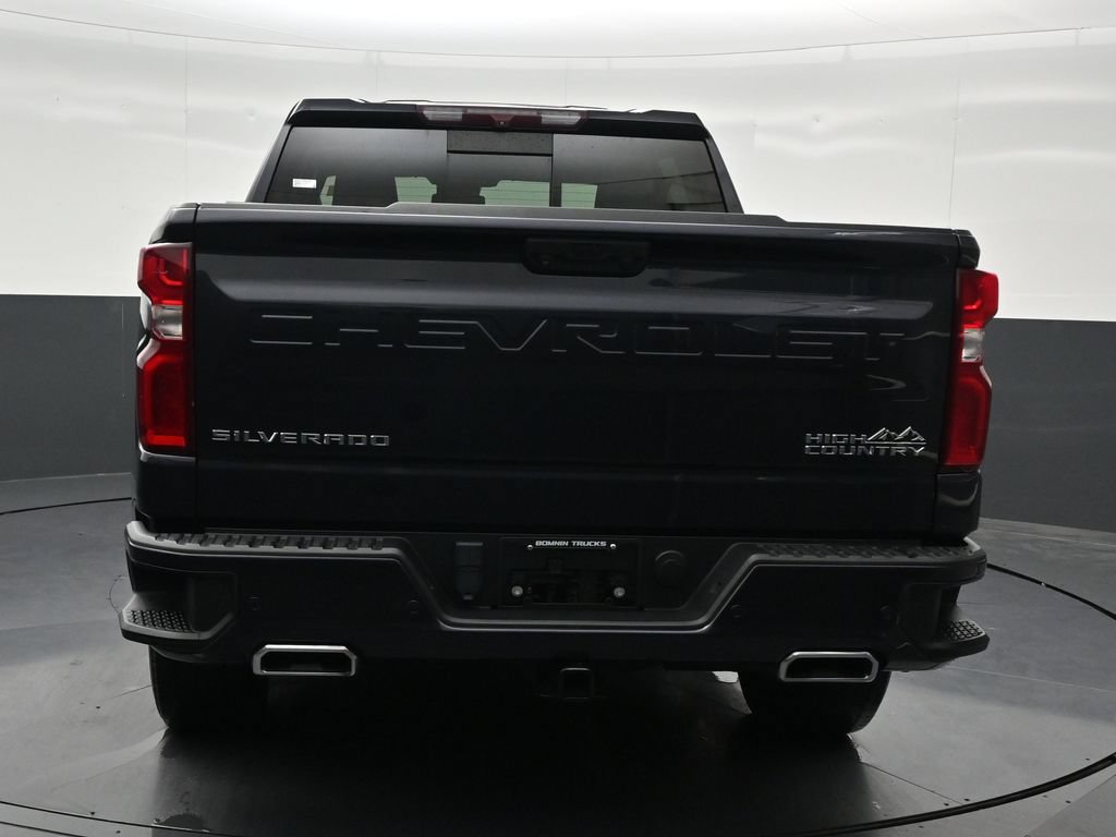 Used 2023 Chevrolet Silverado 1500 High Country RWD image 4