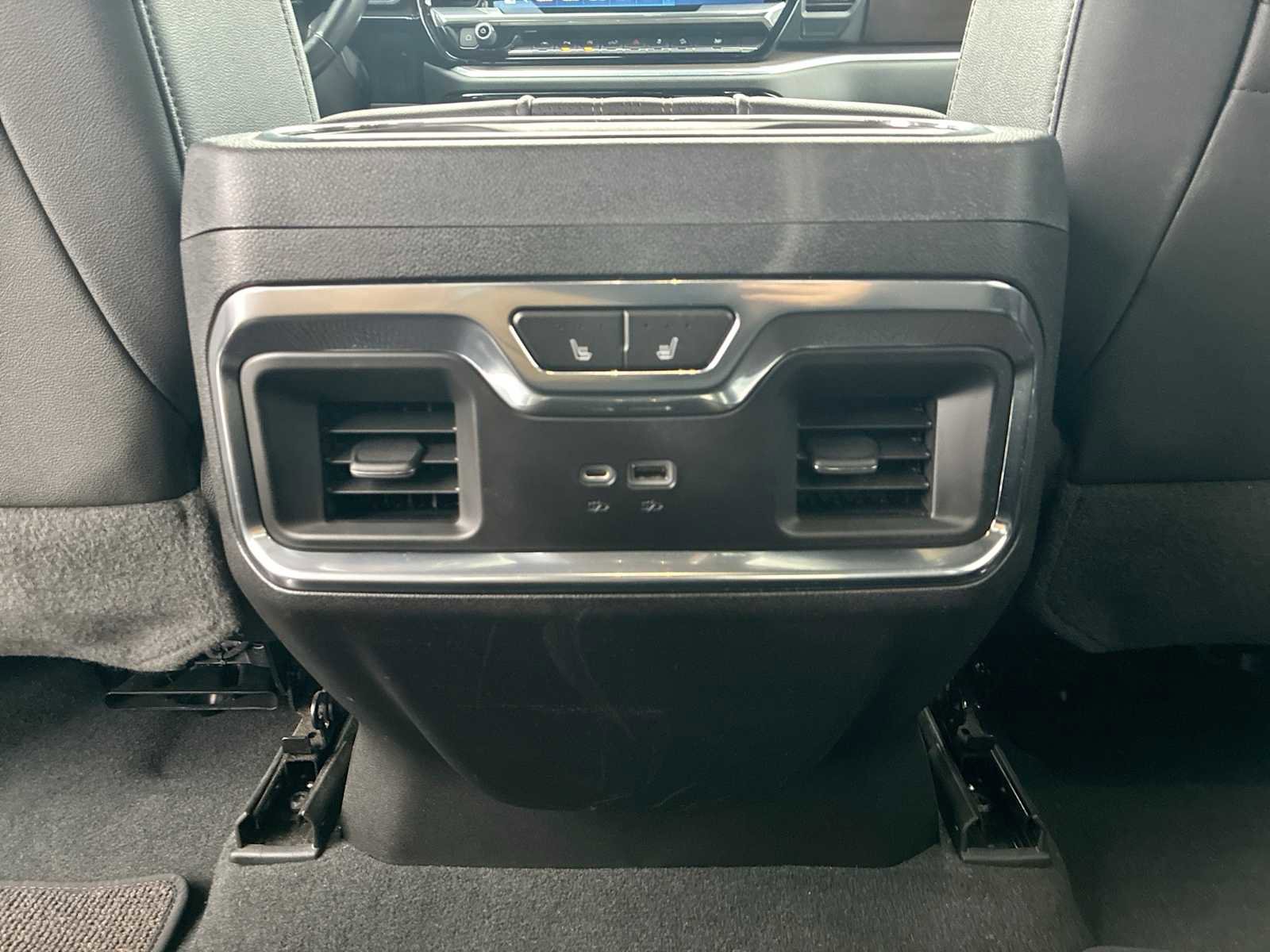 Certified 2022 Chevrolet Silverado 1500 High Country w/ Technology Package image 21