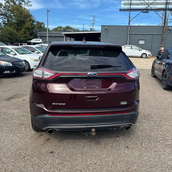 Used 2018 Ford Edge SEL w/ Equipment Group 201A FWD image 4