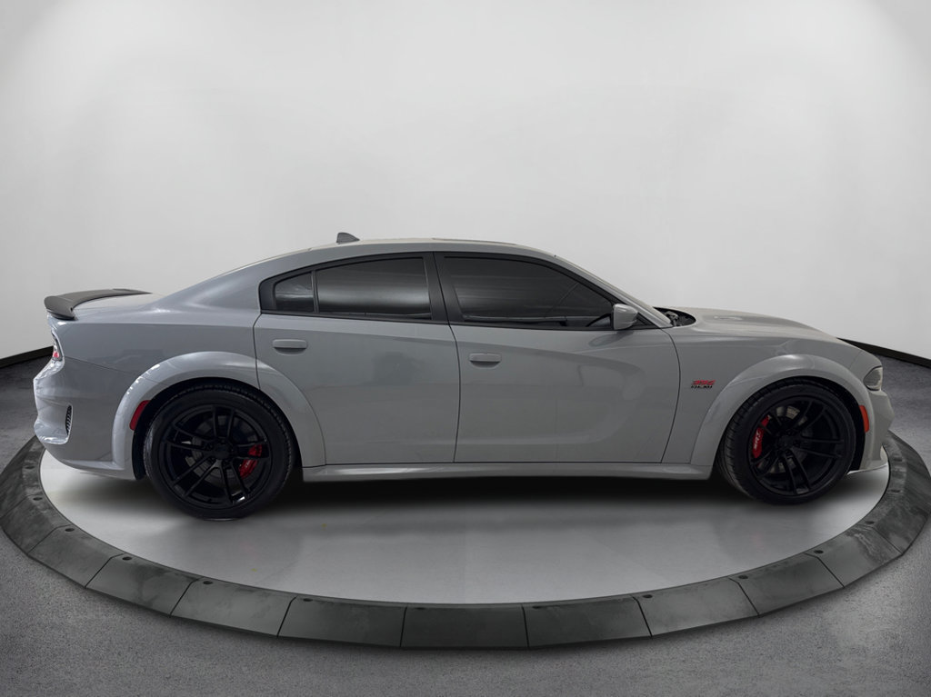 Used 2022 Dodge Charger Scat Pack RWD image 4