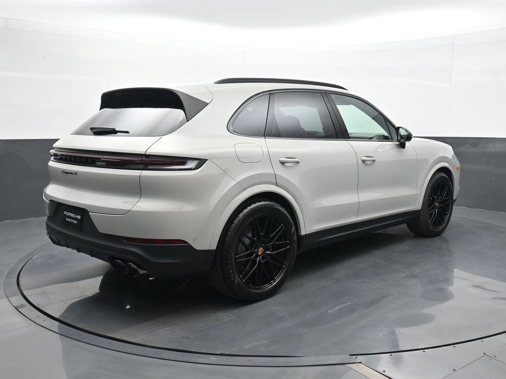 New 2026 Porsche Cayenne S AWD/4WD image 23