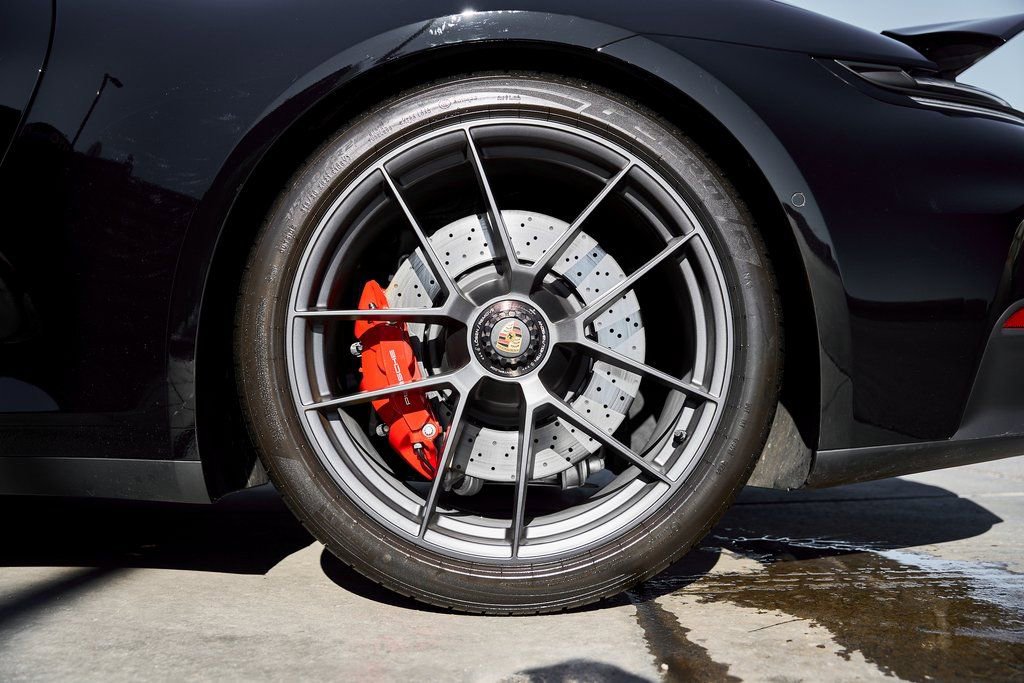 Used 2026 Porsche 911 Carrera GTS w/ Premium Package RWD image 19