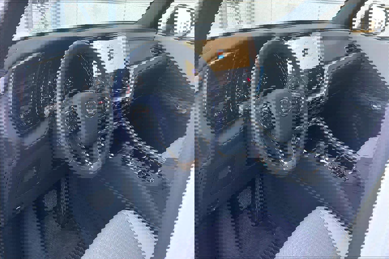 Certified 2025 Lexus TX 350 AWD w/ Convenience Package image 16