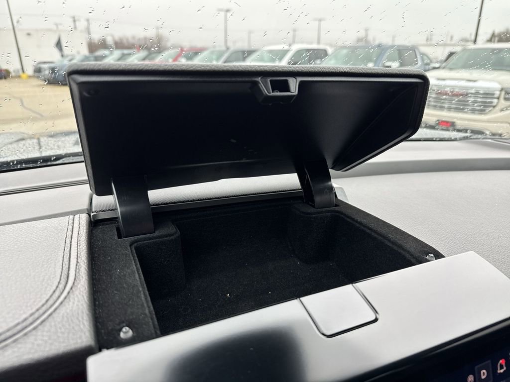 Certified 2025 GMC Yukon Denali image 36