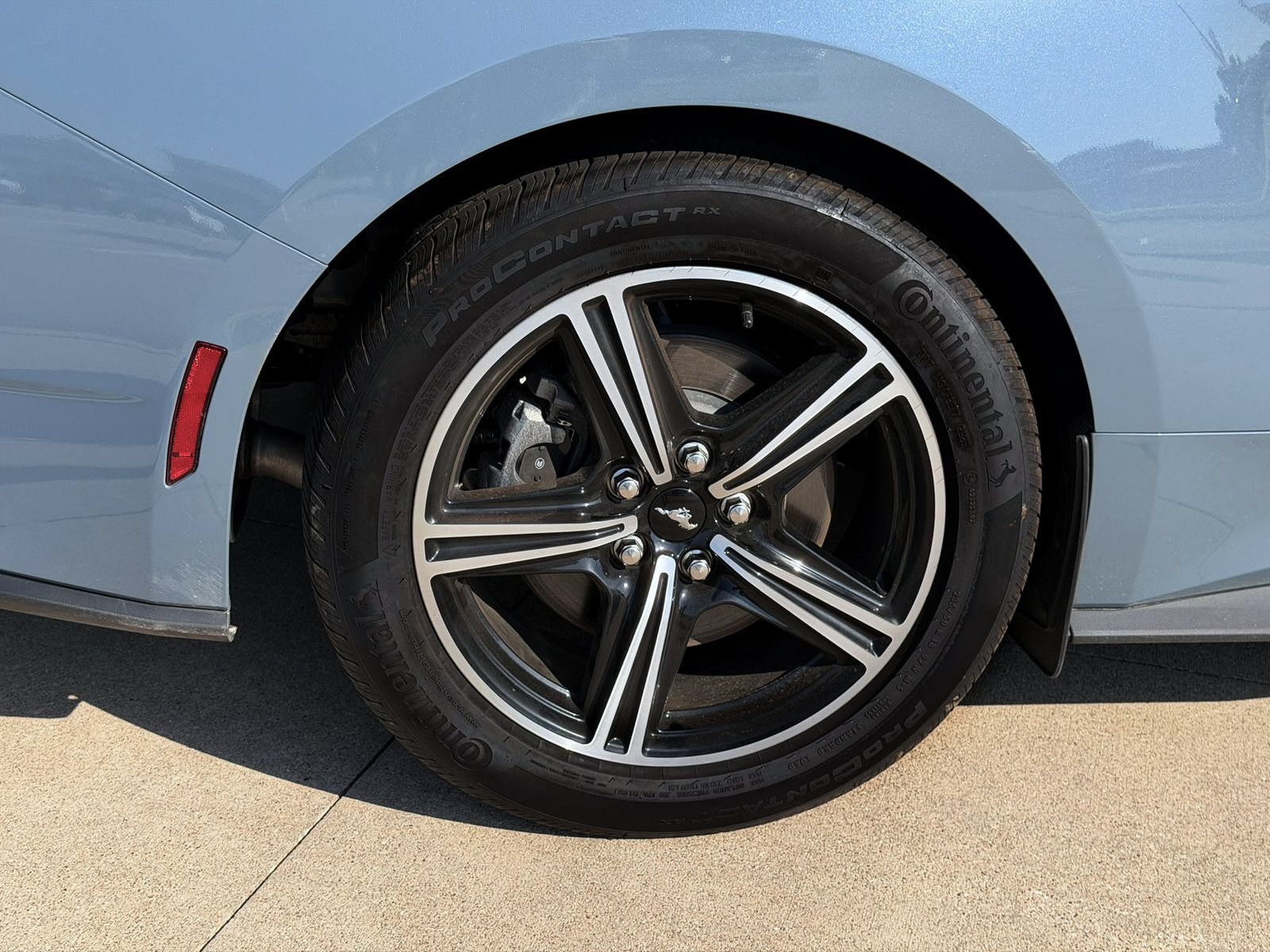 Used 2025 Ford Mustang Coupe RWD image 8
