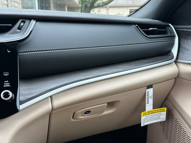 New 2026 Jeep Grand Cherokee L Limited AWD/4WD image 23