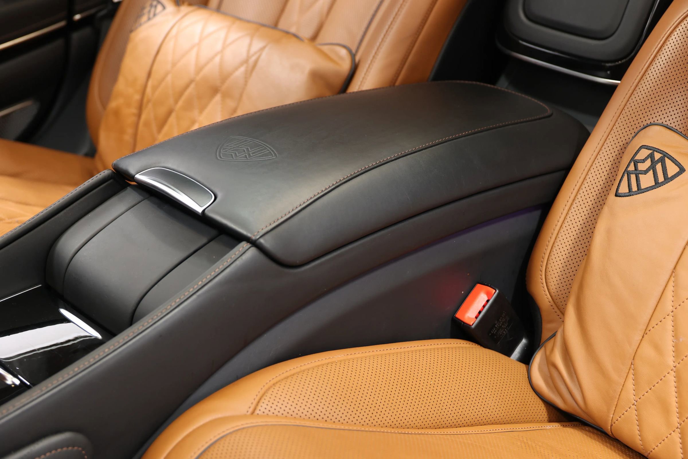 Used 2019 Mercedes-Benz Maybach S 560 4MATIC image 65