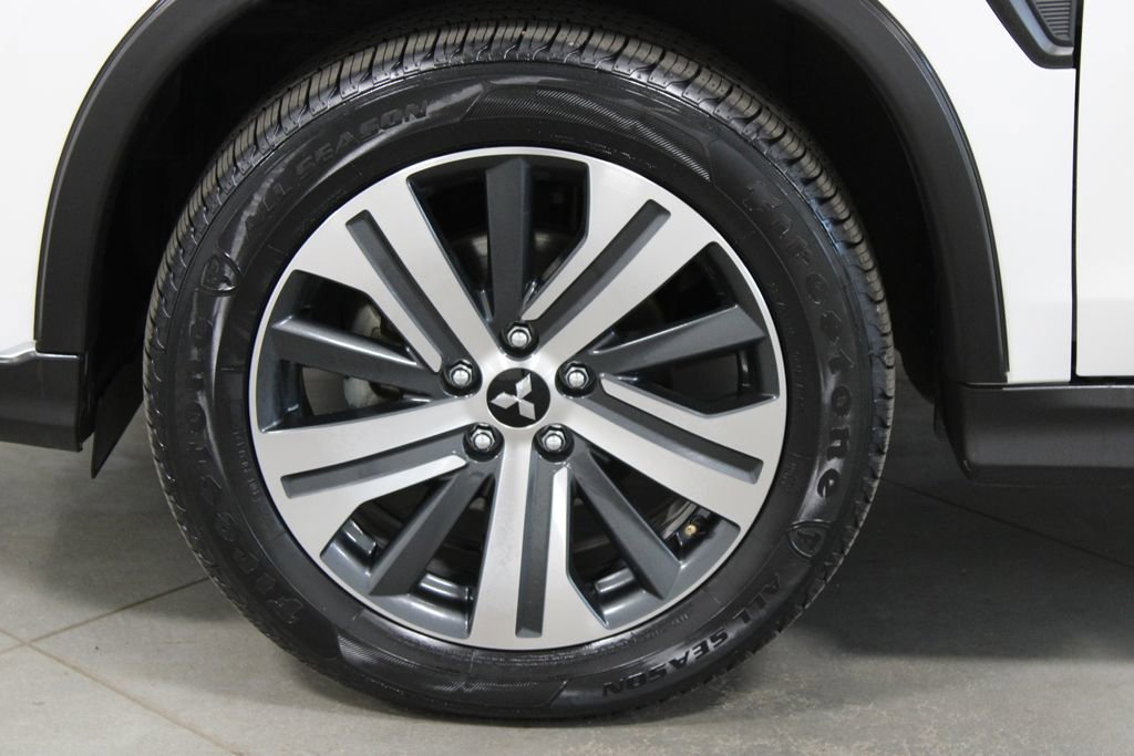 Used 2021 Mitsubishi Outlander Sport ES AWD/4WD image 17