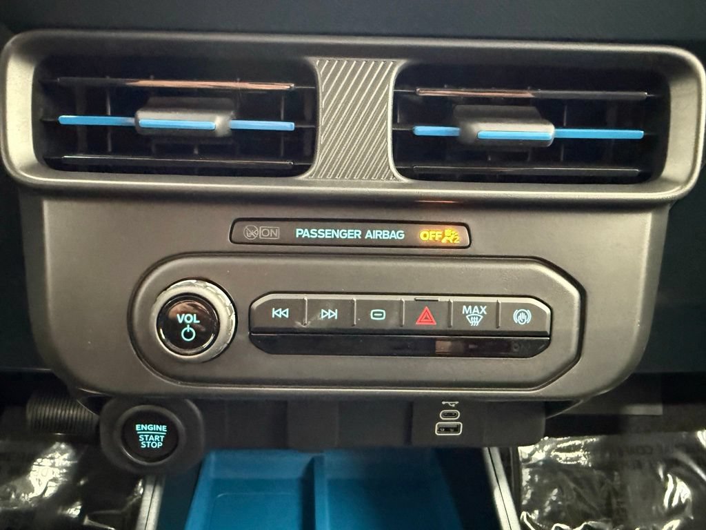 New 2026 Ford Maverick XLT w/ XLT Luxury Package AWD/4WD image 36