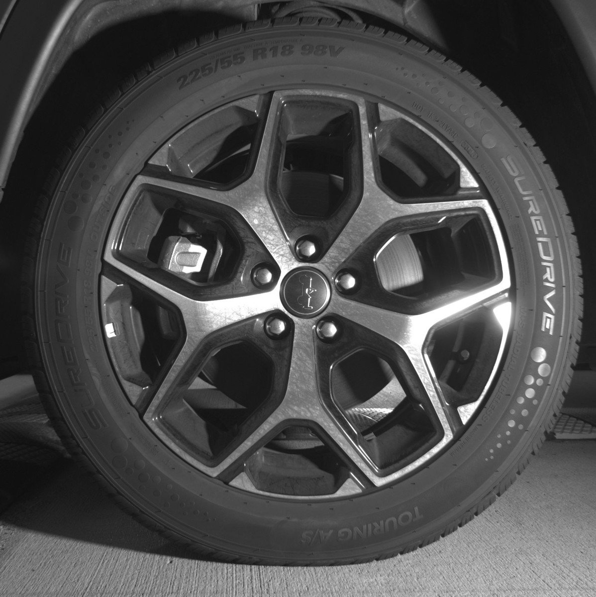 Used 2025 Jeep Compass Limited AWD/4WD image 12