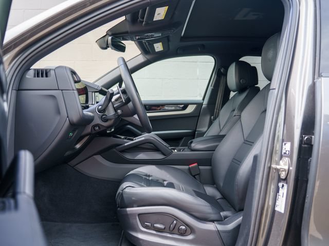 New 2026 Porsche Cayenne E-Hybrid AWD/4WD image 17