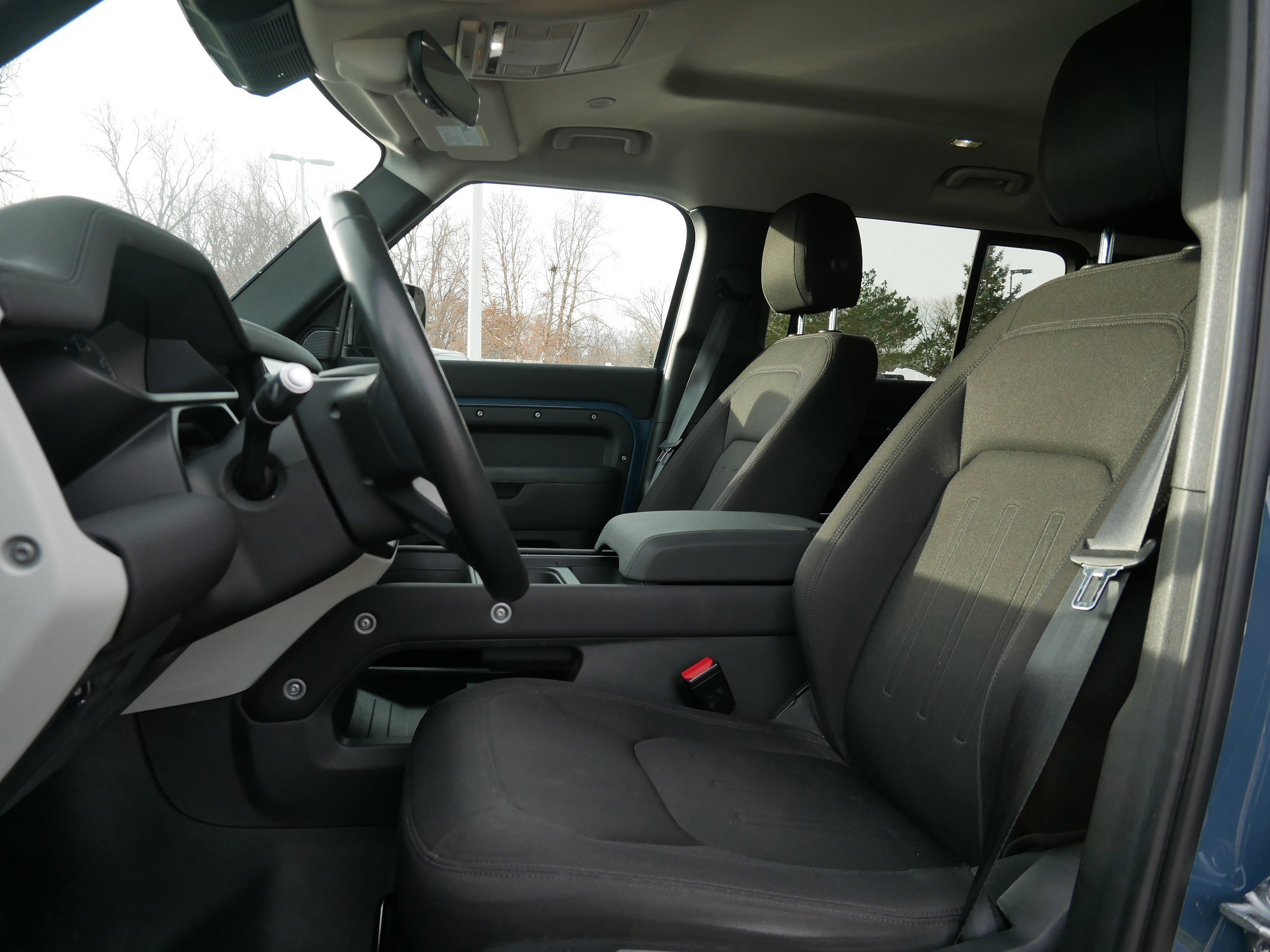 Used 2022 Land Rover Defender 110 image 12