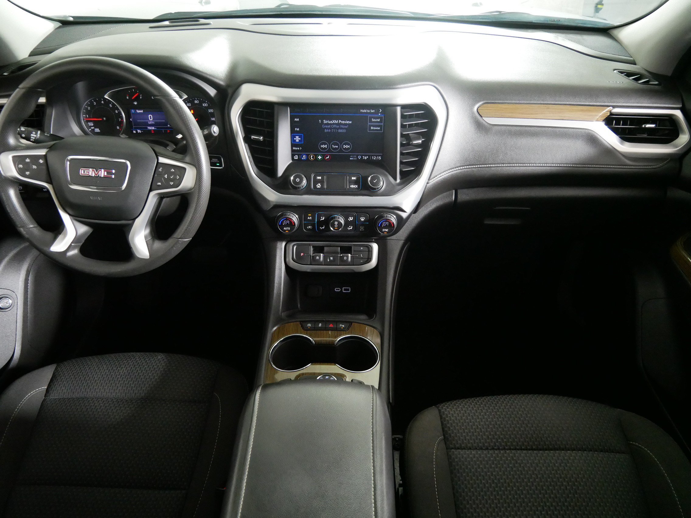 Certified 2021 GMC Acadia SLE w/ Driver Convenience Package AWD/4WD image 10