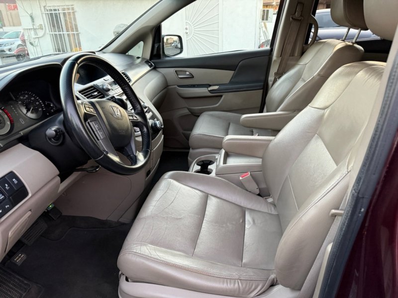 Used 2012 Honda Odyssey Touring image 11