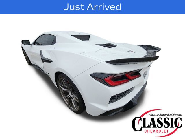 Used 2026 Chevrolet Corvette Z06 RWD image 7